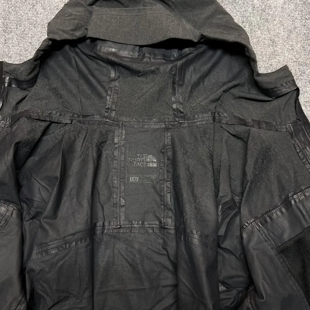 The North Face Jacket Mens Large Gray HyVent 2.5L Hooded Softshell Waterproof